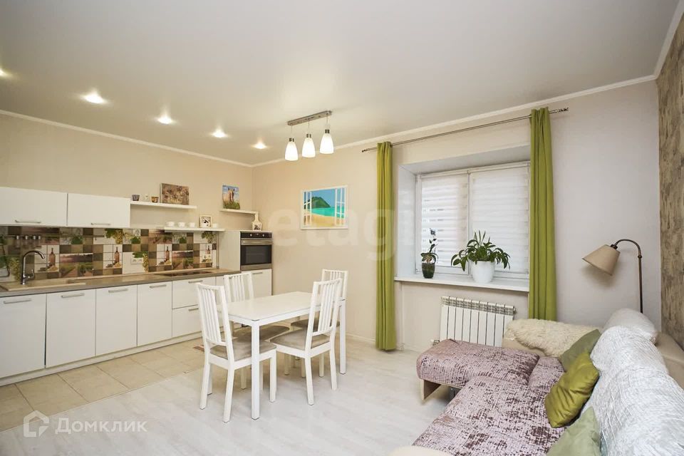 Продаётся 3-комнатная квартира, 89 м²