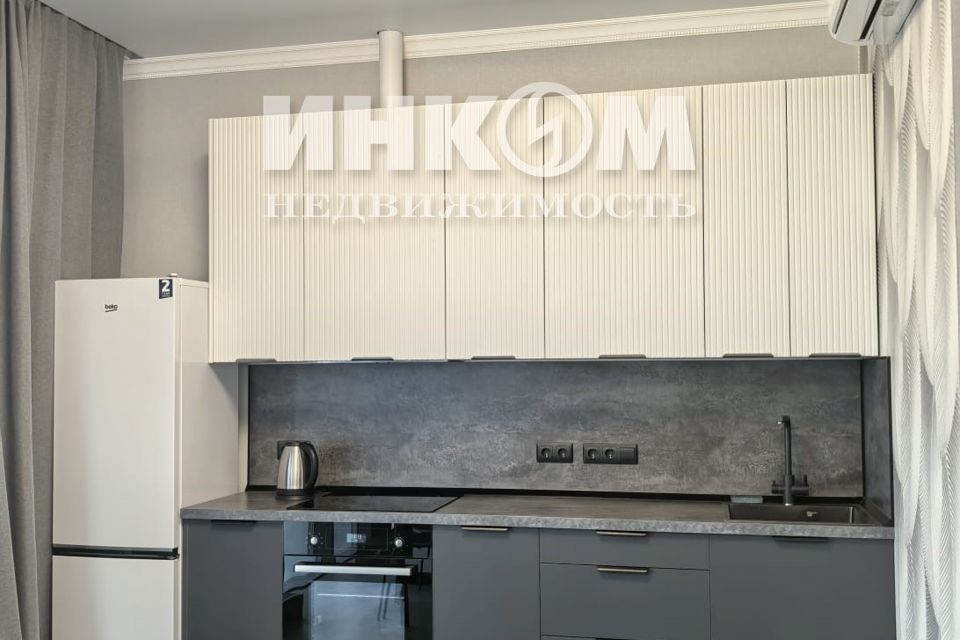 Сдаётся 2-комнатная квартира, 72 м²