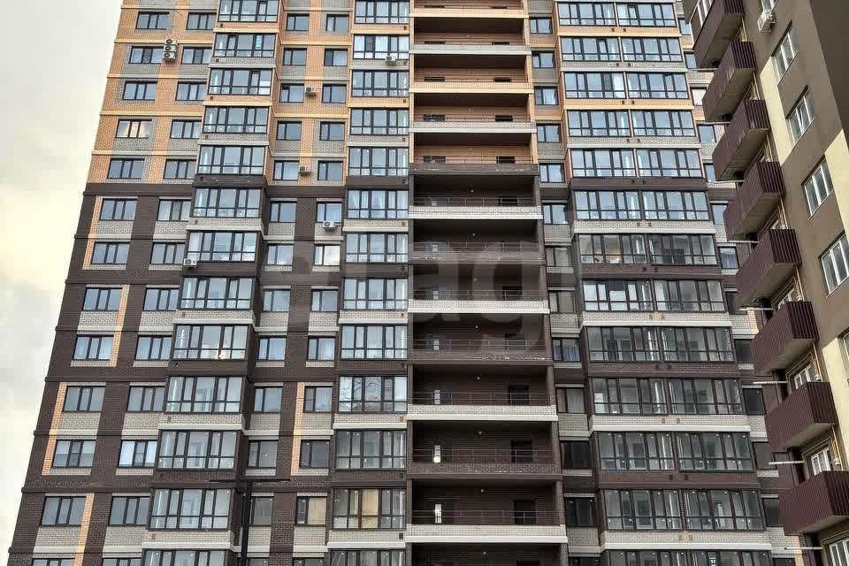 Продаётся 1-комнатная квартира, 39.6 м²