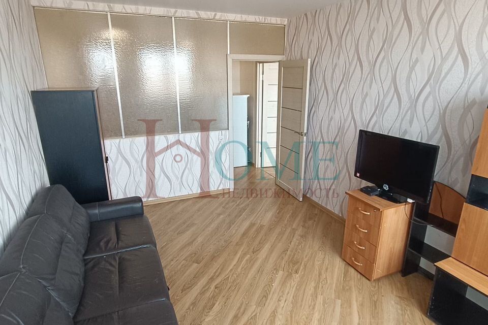 Сдаётся 2-комнатная квартира, 56 м²