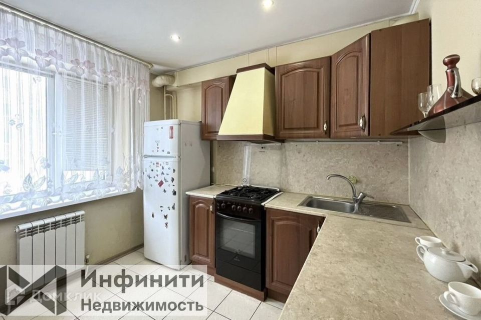 Продаётся 1-комнатная квартира, 37.8 м²