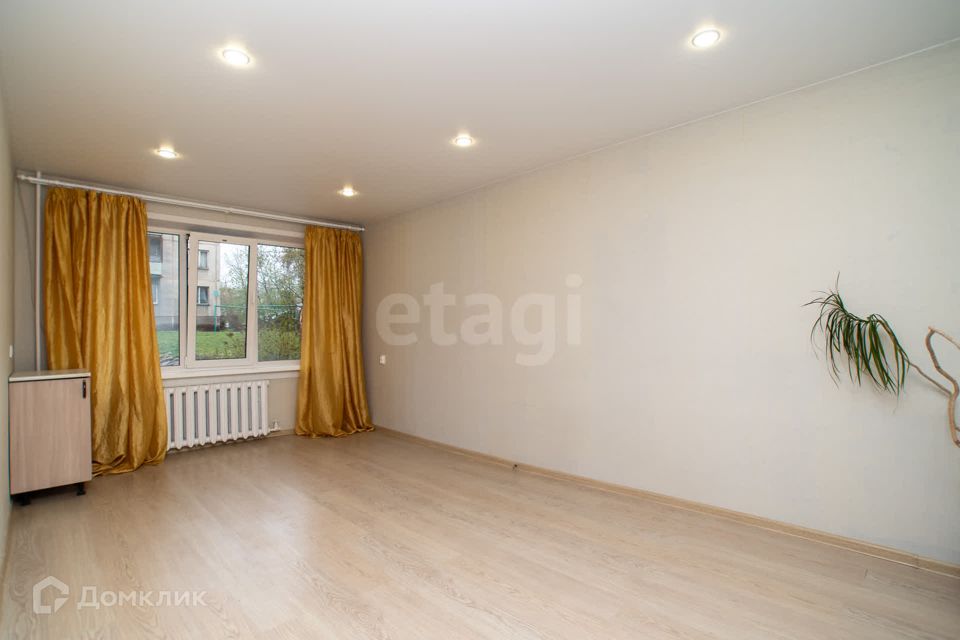 Продаётся 3-комнатная квартира, 60.2 м²
