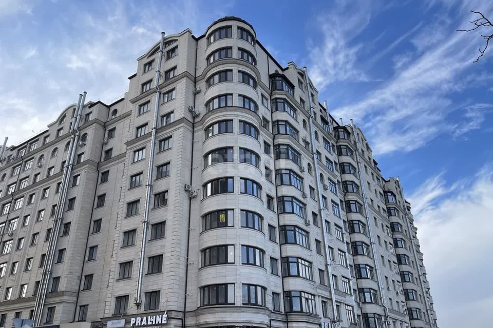 Продаётся 2-комнатная квартира, 69.96 м²