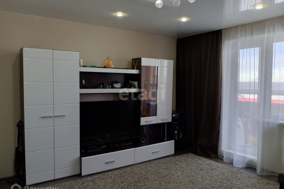 Продаётся 3-комнатная квартира, 72.6 м²