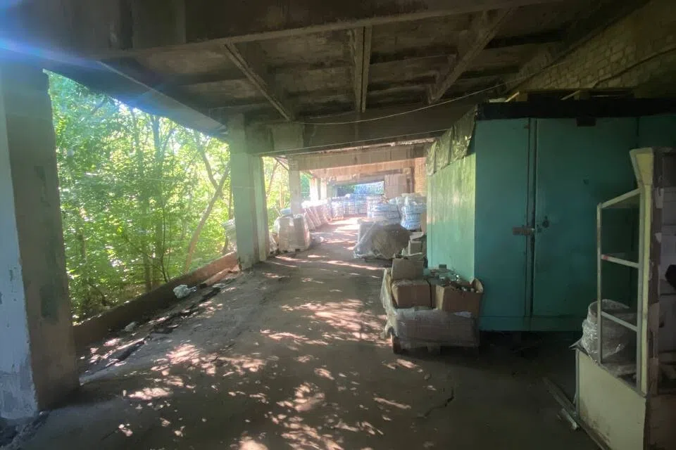 Сдаётся склад, 1102 м²