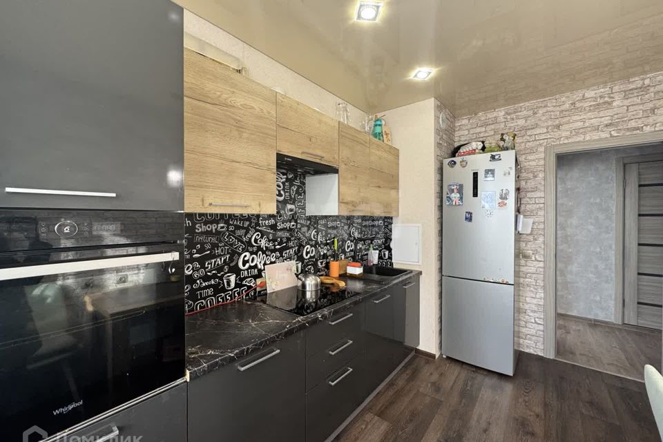 Продаётся 2-комнатная квартира, 61.3 м²