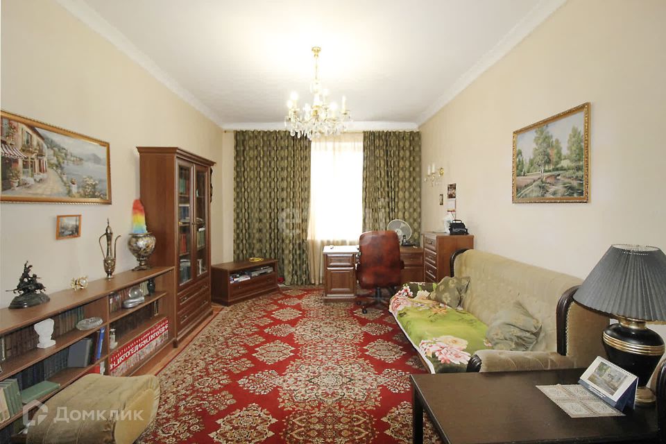Продаётся 3-комнатная квартира, 93.9 м²