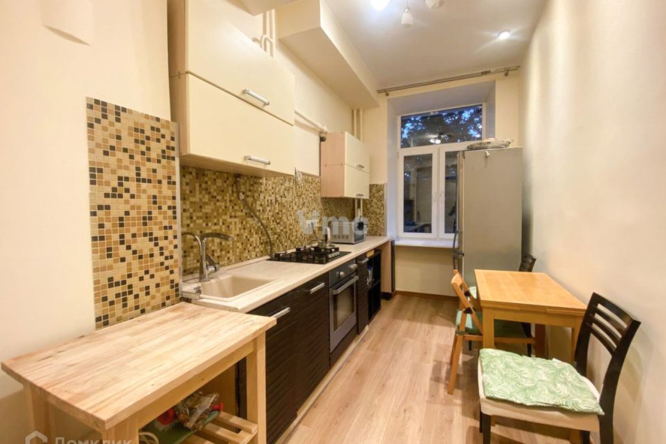 Сдаётся 2-комнатная квартира, 60 м²