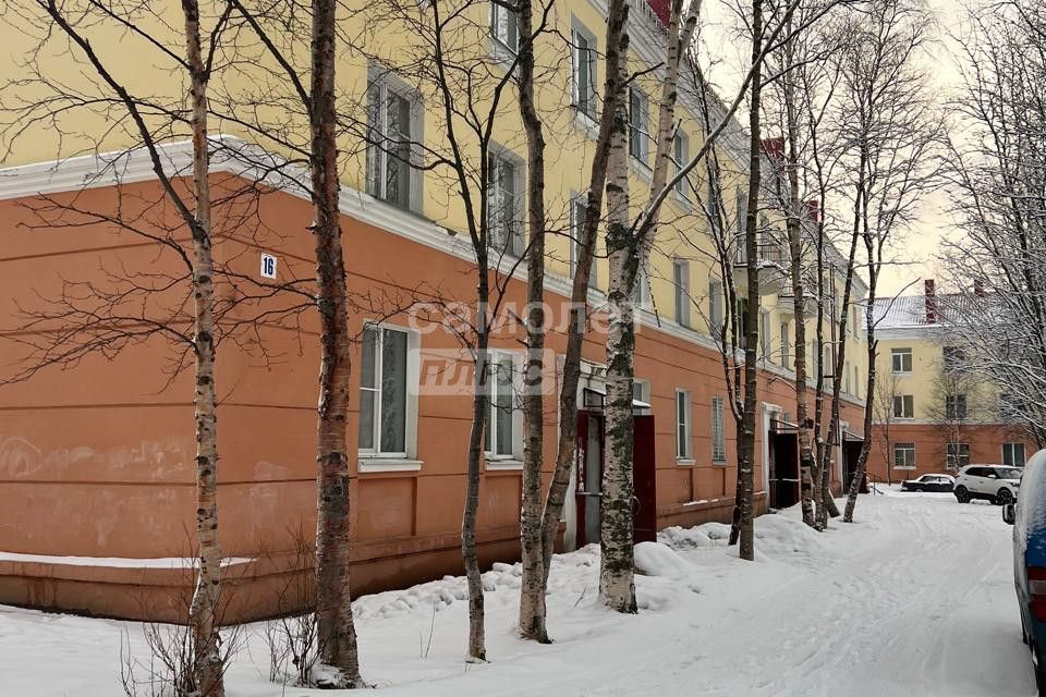Продаётся 3-комнатная квартира, 60.5 м²