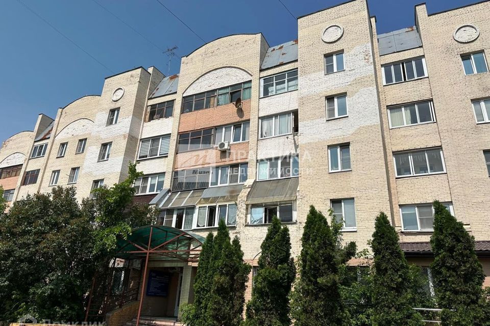 Продаётся 3-комнатная квартира, 65.7 м²