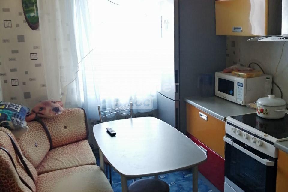 Продаётся 1-комнатная квартира, 35.9 м²