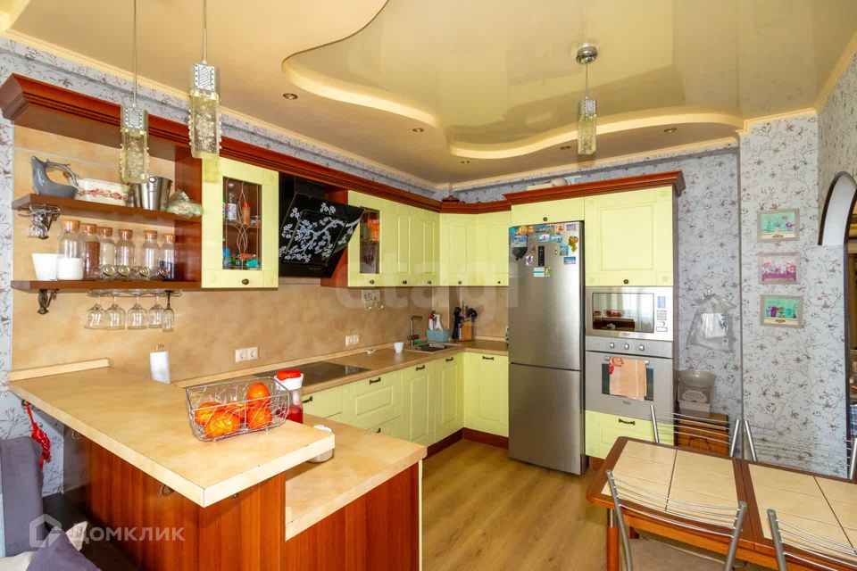 Сдаётся 3-комнатная квартира, 86 м²