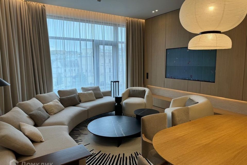 Продаётся 3-комнатная квартира, 110 м²
