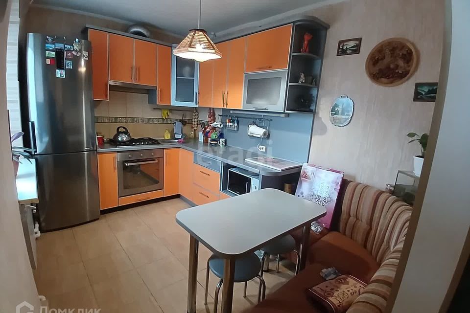 Продаётся 3-комнатная квартира, 64.2 м²