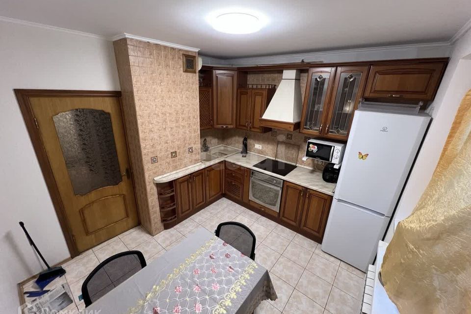 Продаётся 4-комнатная квартира, 92.3 м²