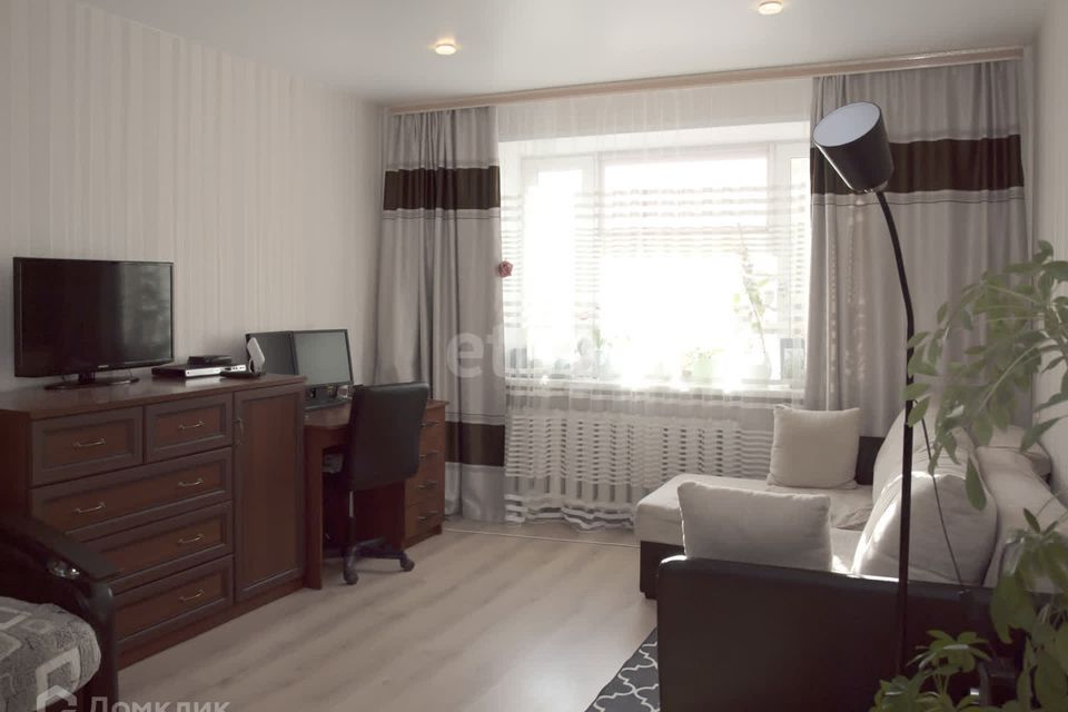 Продаётся 2-комнатная квартира, 53.2 м²