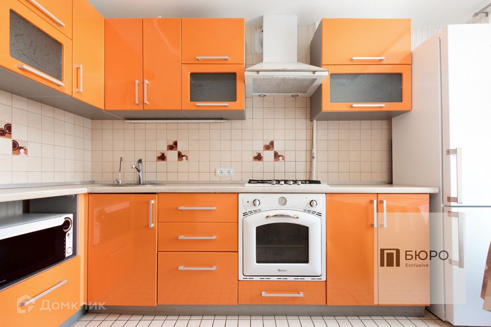 Продаётся 4-комнатная квартира, 72.4 м²