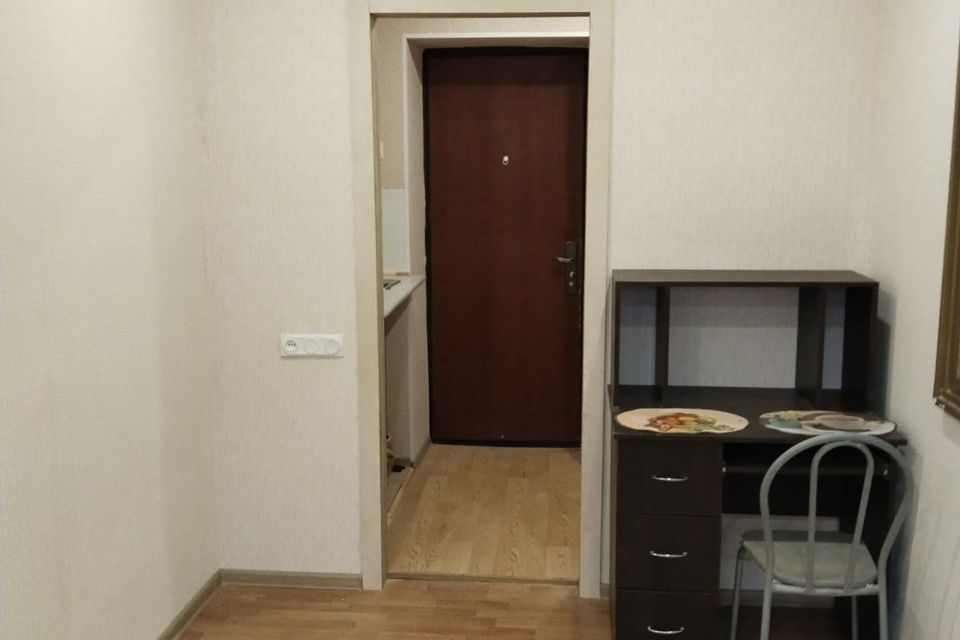 Продаётся комната в 5-комн. квартире, 11.5 м²