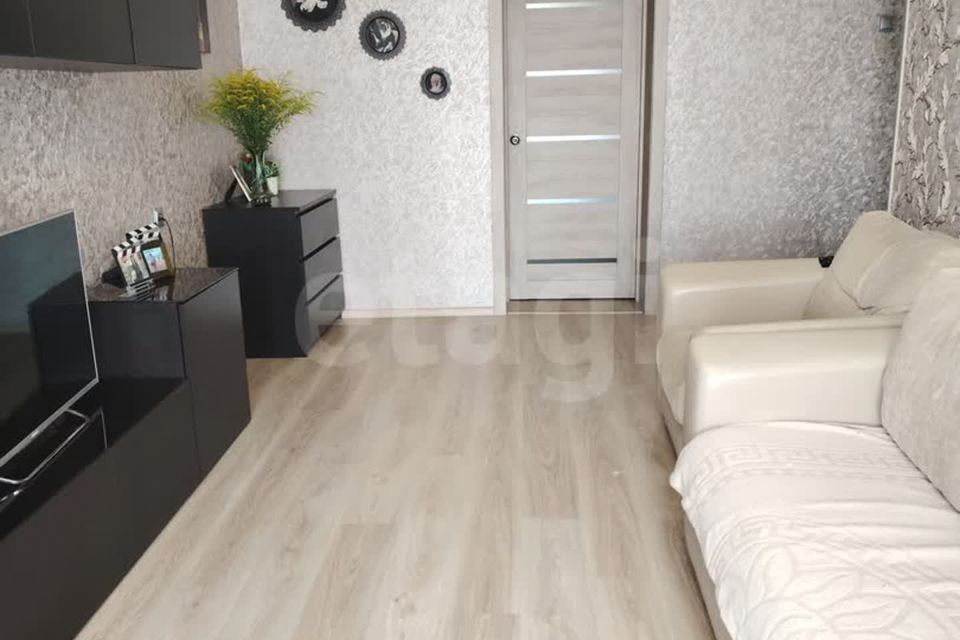 Продаётся 3-комнатная квартира, 59.2 м²