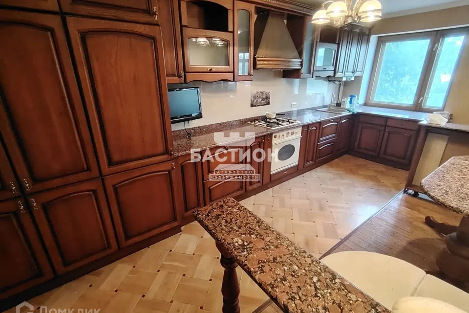 Продаётся 3-комнатная квартира, 97 м²