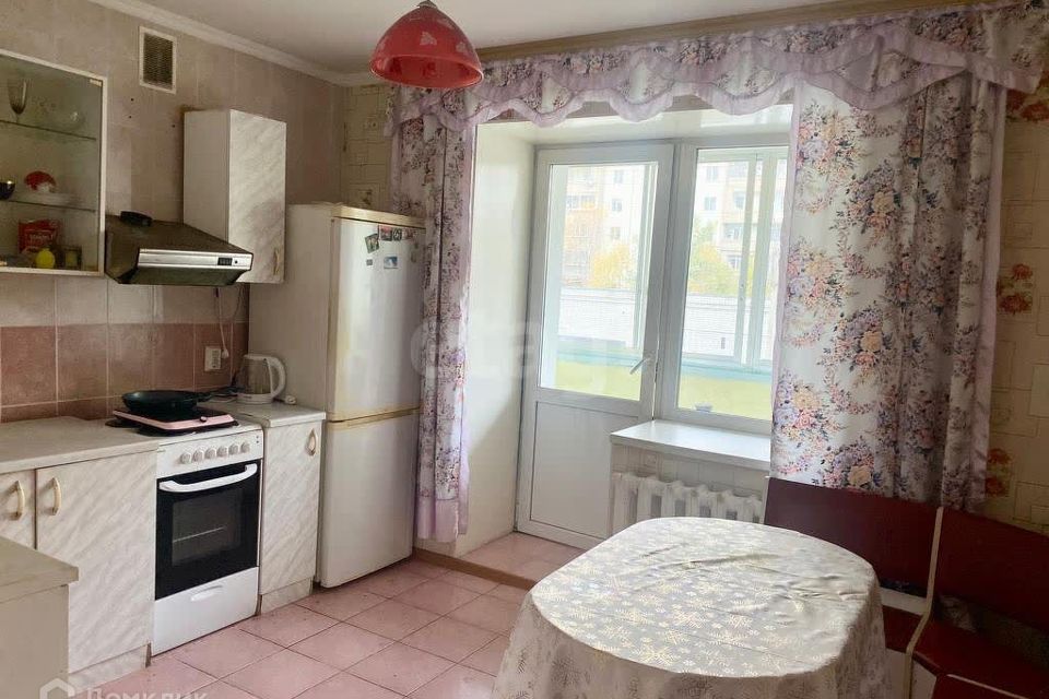 Сдаётся 2-комнатная квартира, 62.7 м²