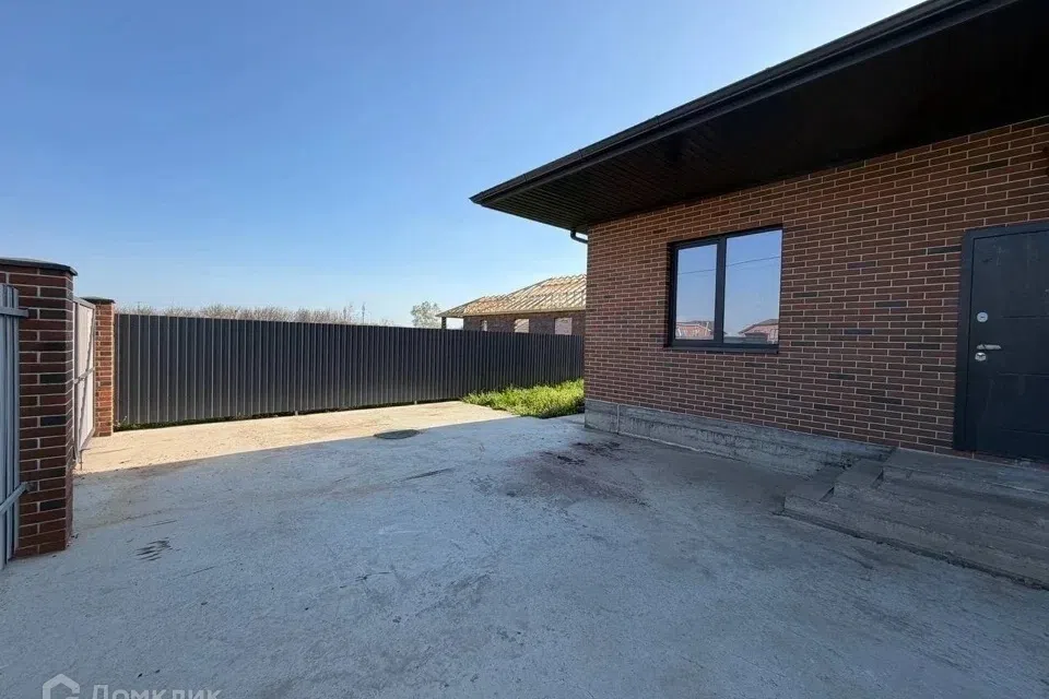 Продаётся 1-этажный дом, 120 м²