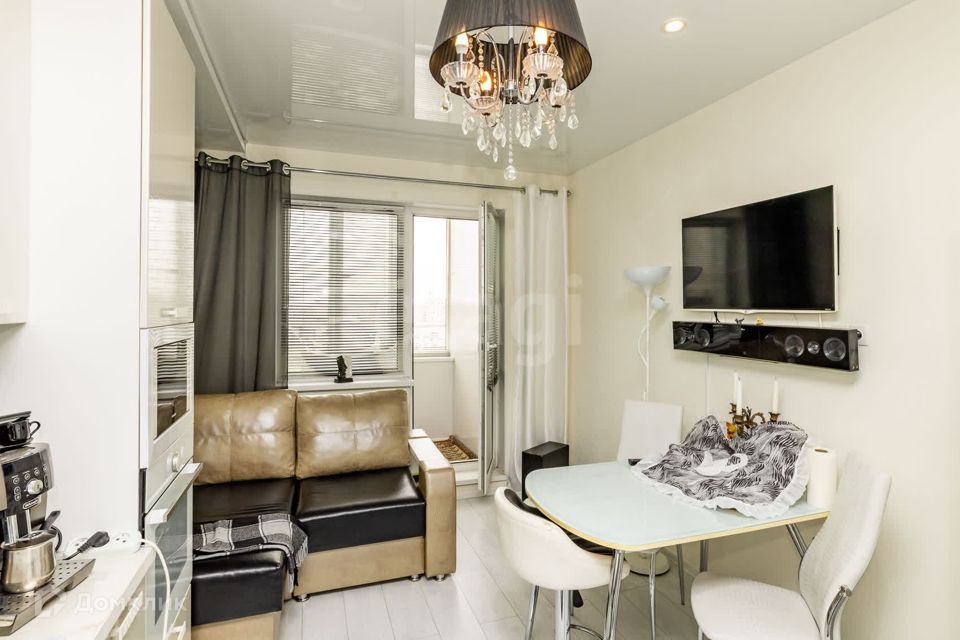 Продаётся 2-комнатная квартира, 68.7 м²