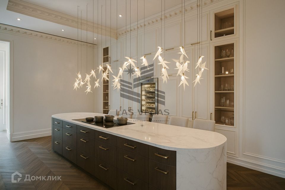 Сдаётся 3-комнатная квартира, 167 м²