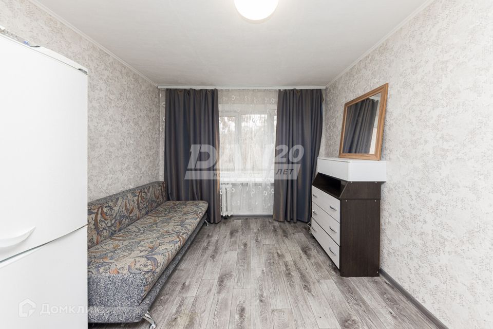 Продаётся комната в 20-комн. квартире, 13.3 м²