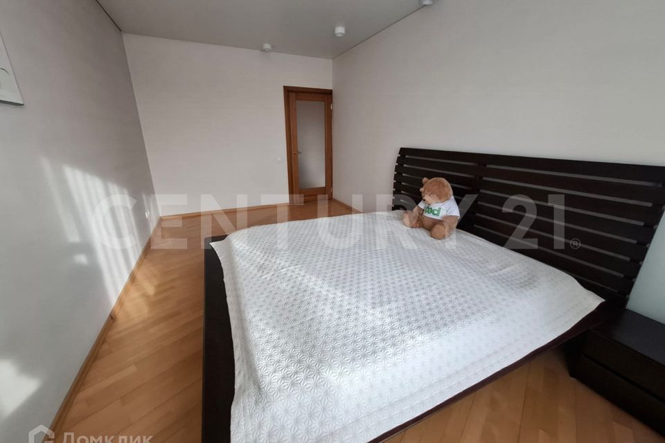 Сдаётся 4-комнатная квартира, 125.8 м²