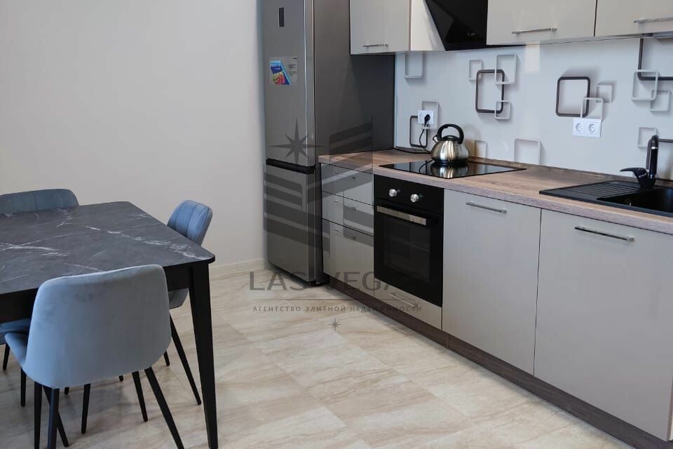Сдаётся 3-комнатная квартира, 58 м²