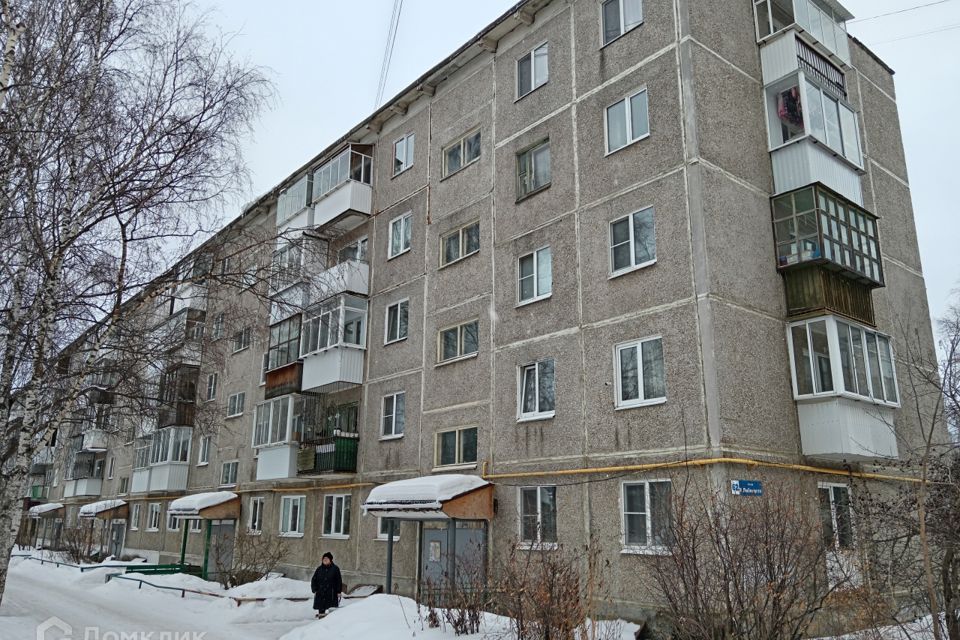 Продаётся 3-комнатная квартира, 58.2 м²
