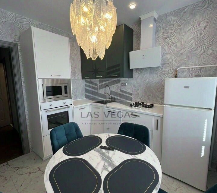 Сдаётся 2-комнатная квартира, 60 м²