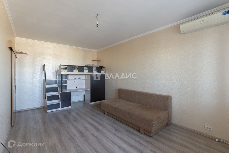 Продаётся 1-комнатная квартира, 53 м²