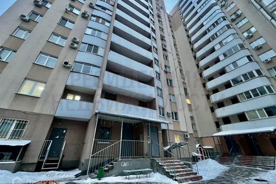 Продаётся 1-комнатная квартира, 37.8 м²