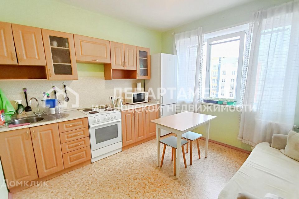 Продаётся 1-комнатная квартира, 38.6 м²