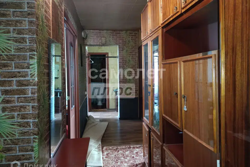 Продаётся 4-комнатная квартира, 76.5 м²