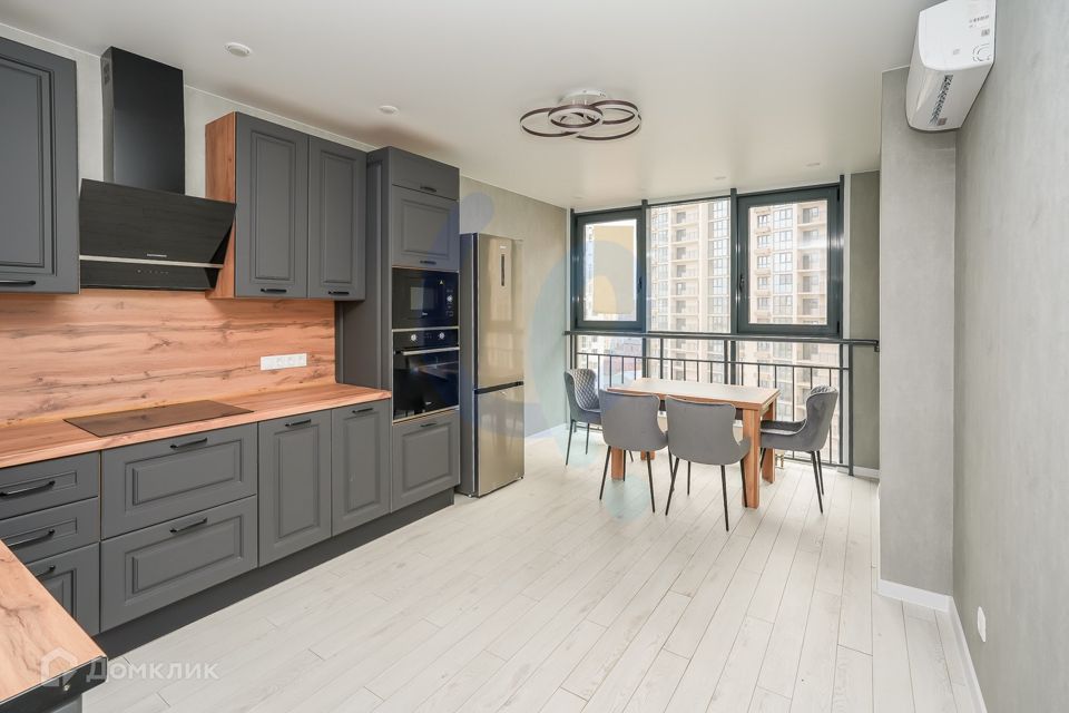 Продаётся 1-комнатная квартира, 52 м²