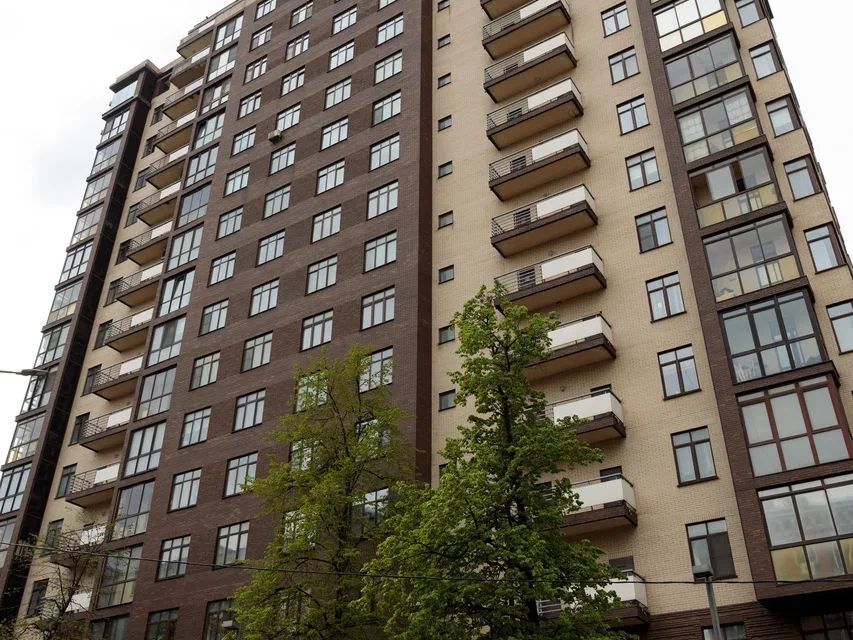 Продаётся 4-комнатная квартира, 91.5 м²