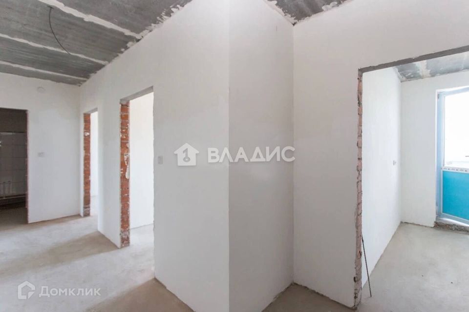Продаётся 3-комнатная квартира, 69.4 м²