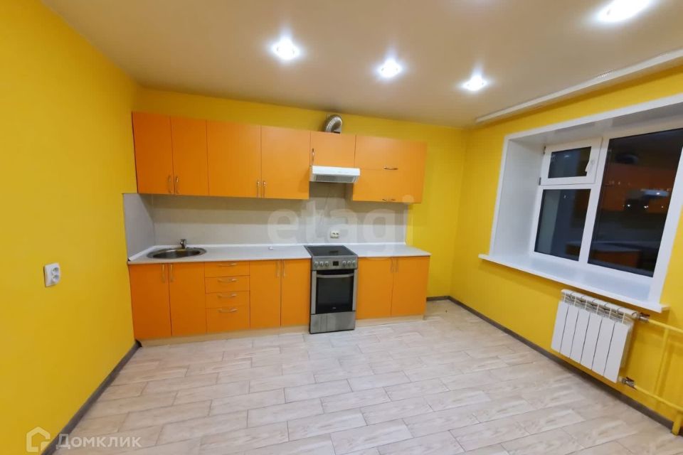 Продаётся 2-комнатная квартира, 81.5 м²