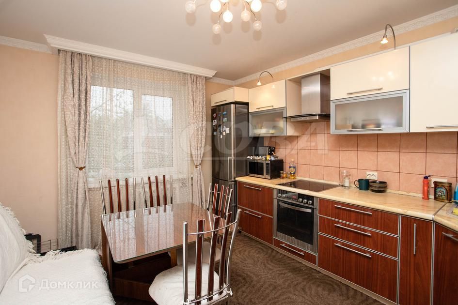 Продаётся 4-комнатная квартира, 105.4 м²