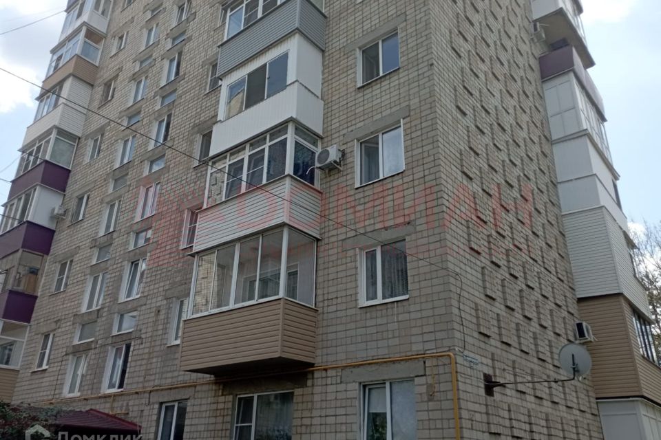 Продаётся 3-комнатная квартира, 58.3 м²