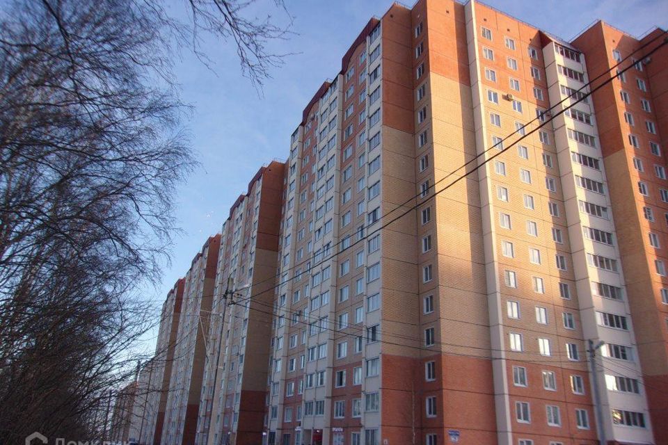 Сдаётся 2-комнатная квартира, 56 м²