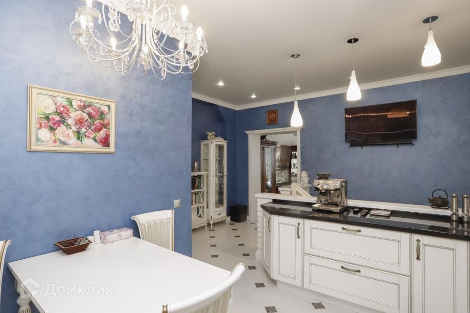 Продаётся 2-комнатная квартира, 84 м²
