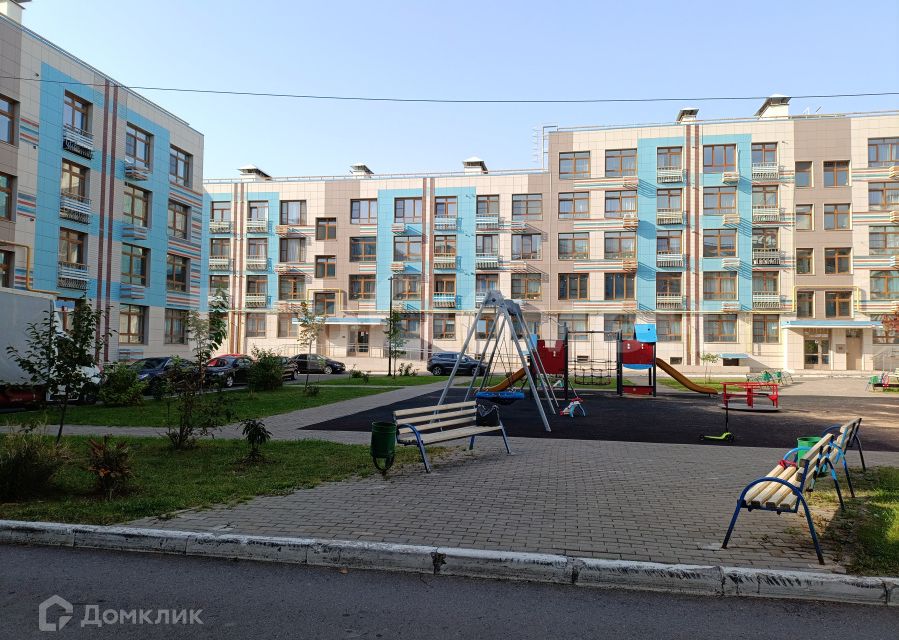 Продаётся 2-комнатная квартира, 63.3 м²