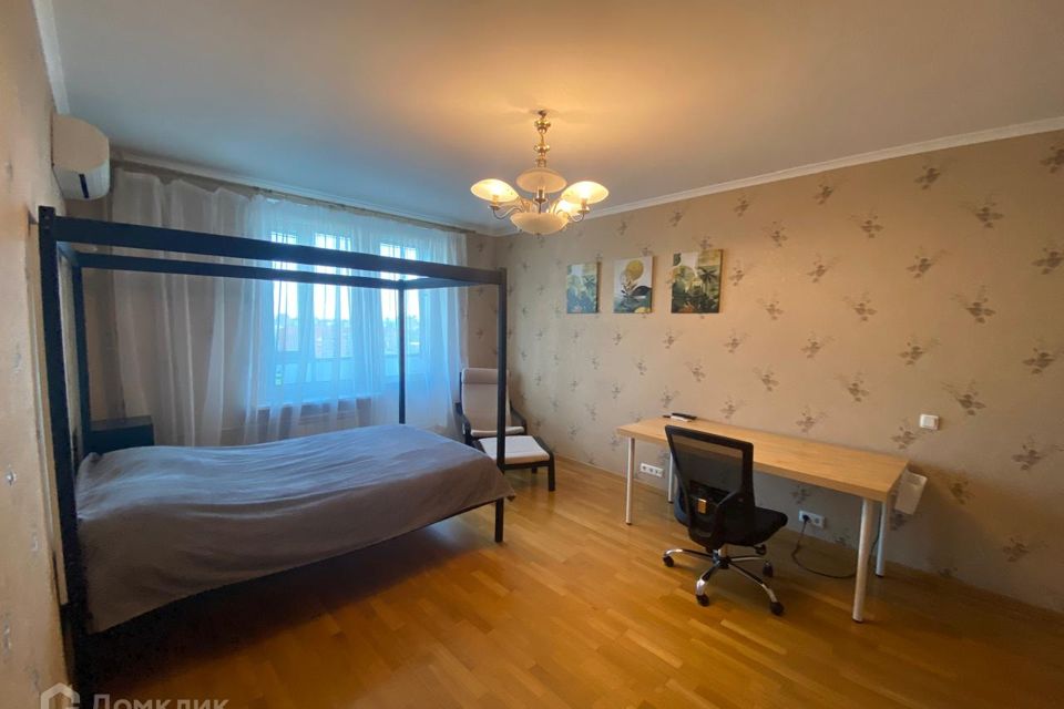 Сдаётся 1-комнатная квартира, 43 м²