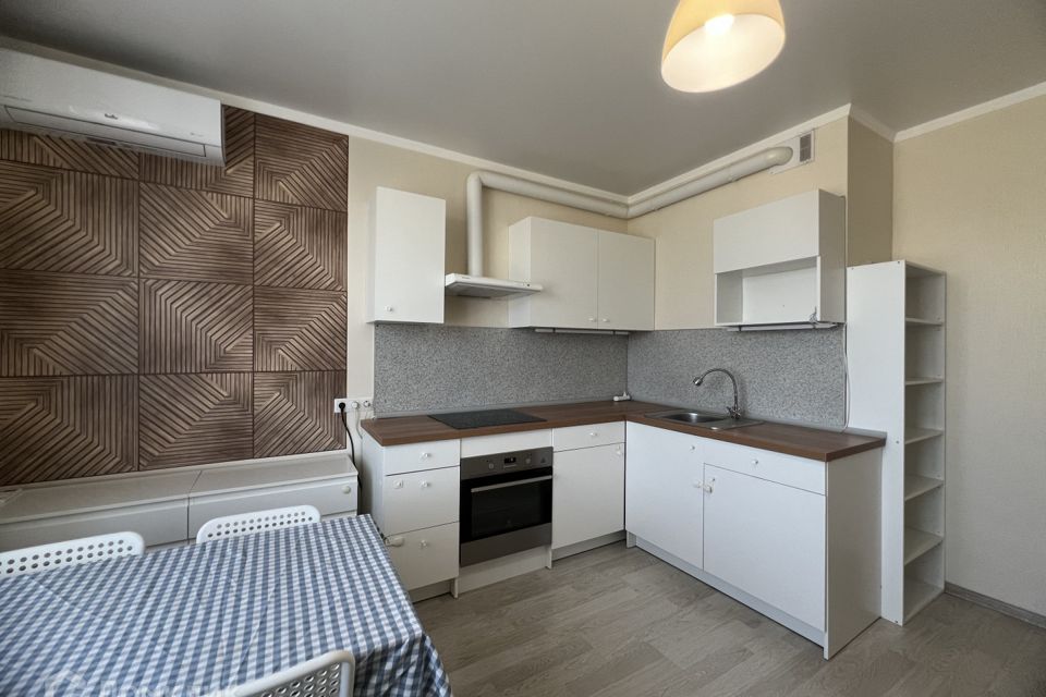 Продаётся 3-комнатная квартира, 72 м²