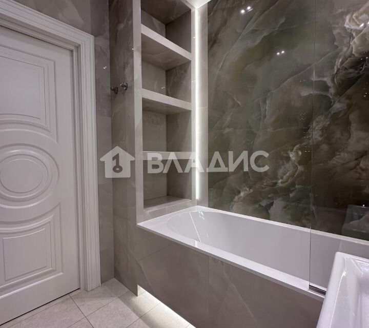 Продаётся 3-комнатная квартира, 96.3 м²