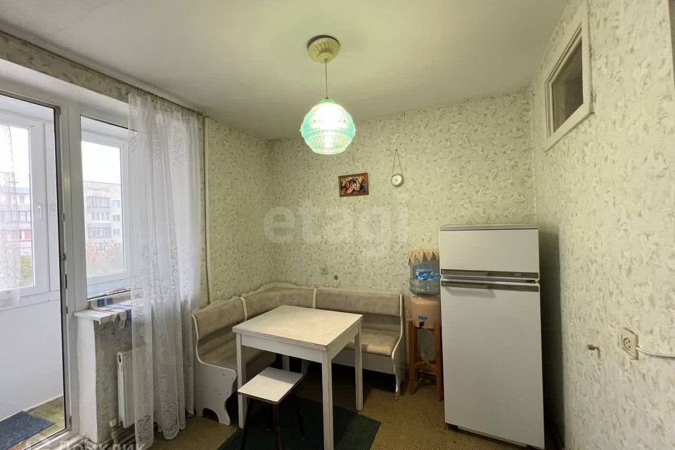 Продаётся 3-комнатная квартира, 58.2 м²